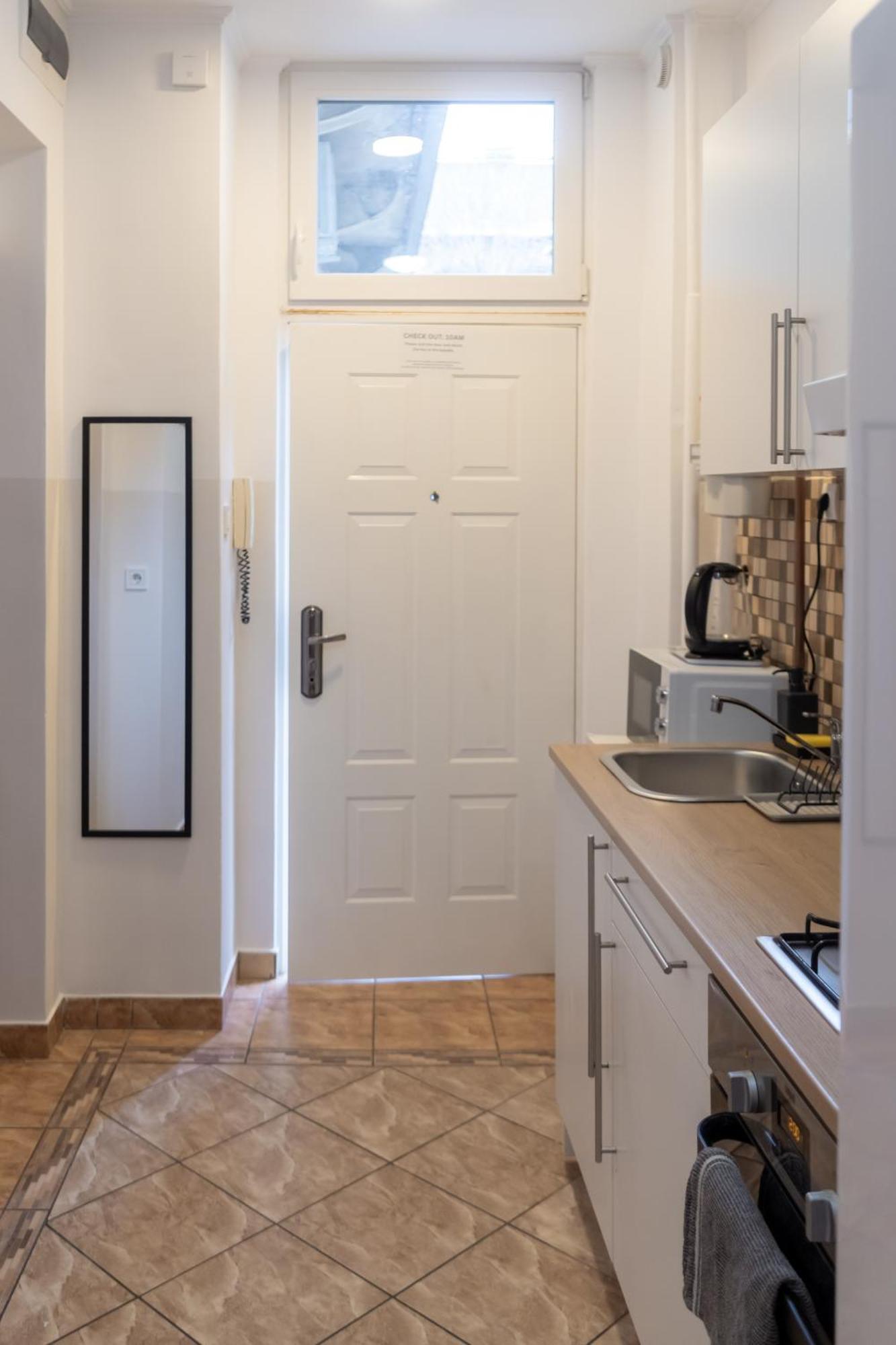 Cozy Apartment In Akacfa Street บูดาเปสต์ ภายนอก รูปภาพ